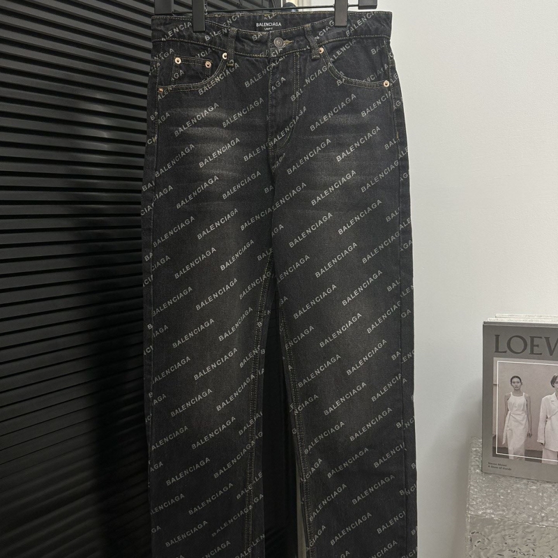 Ba*len*cia*ga jeans